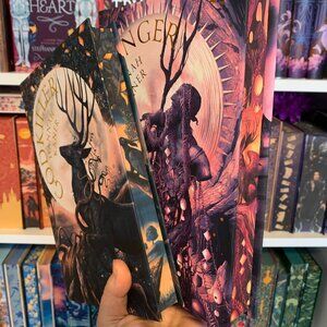 Illumicrate Sunbringer and Godkiller special edition books (signed)